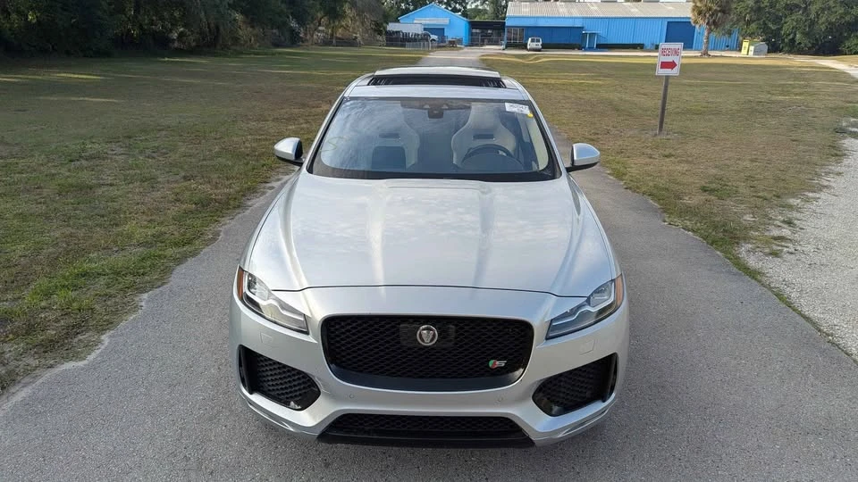 2020 Jaguar F-Pace SVR - Image 10 of 20