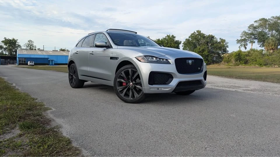 2020 Jaguar F-Pace SVR - Image 2 of 20