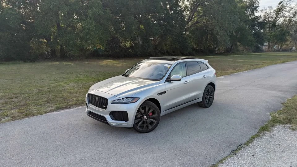 2020 Jaguar F-Pace SVR - Image 3 of 20