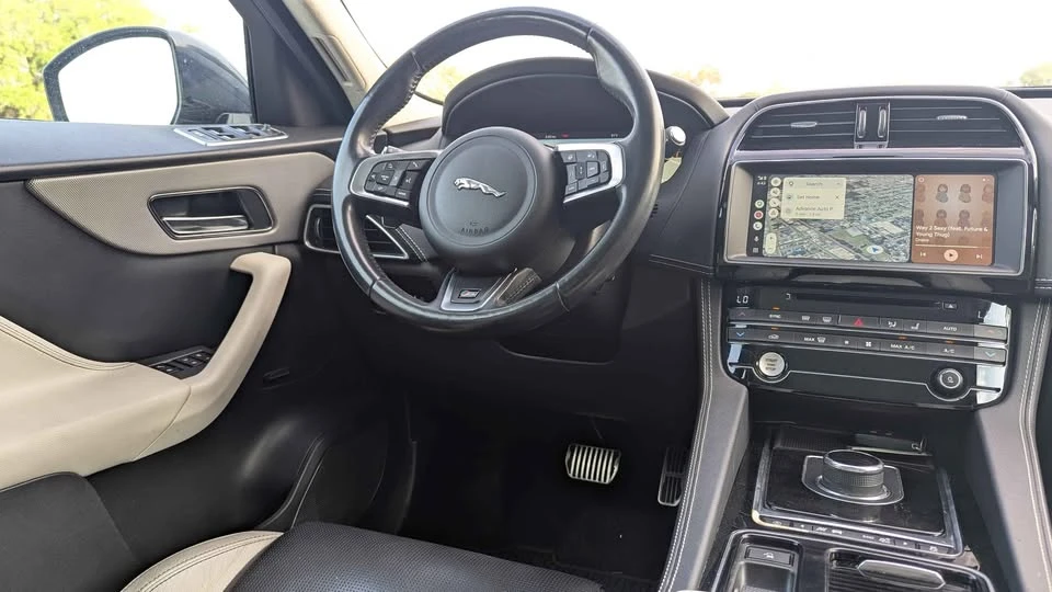 2020 Jaguar F-Pace SVR - Image 18 of 20