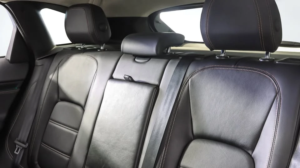 2020 Jaguar F-Pace - Image 10 of 20