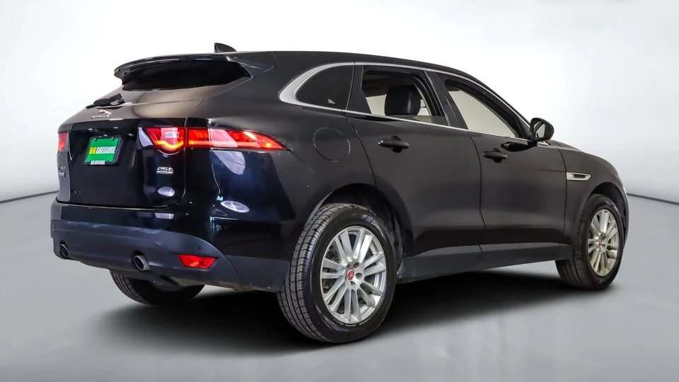 2020 Jaguar F-Pace - Image 5 of 20