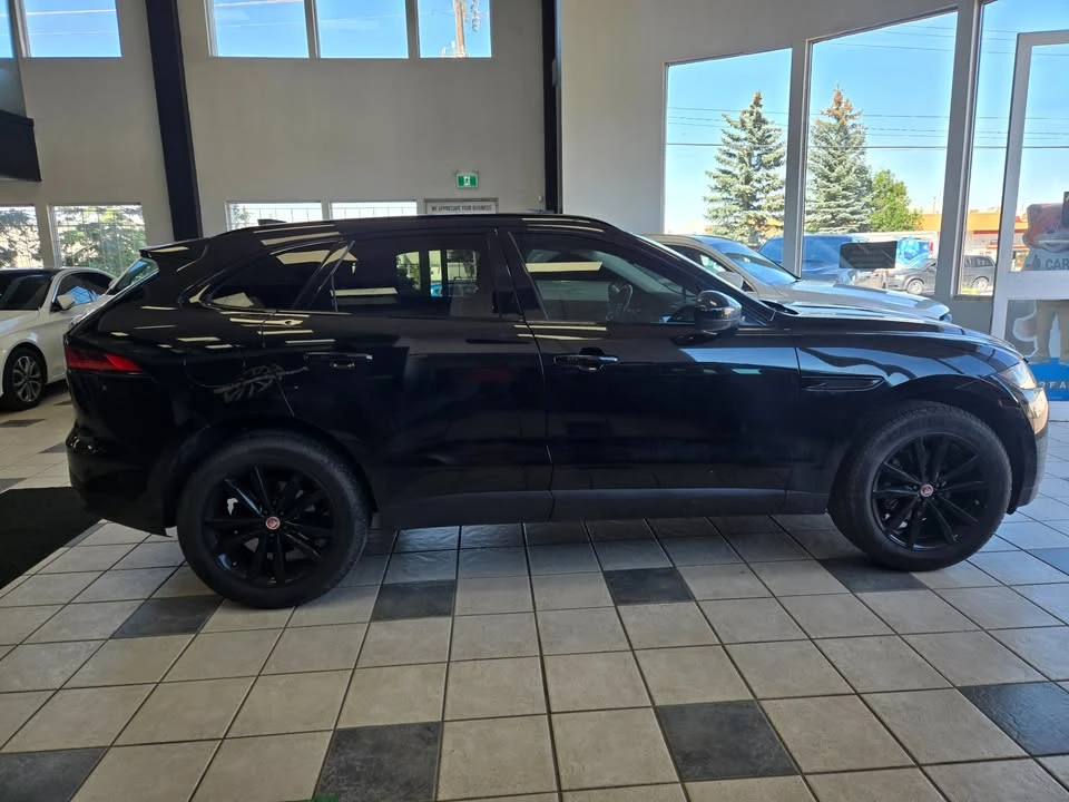 2020 Jaguar F-Pace - Image 7 of 16