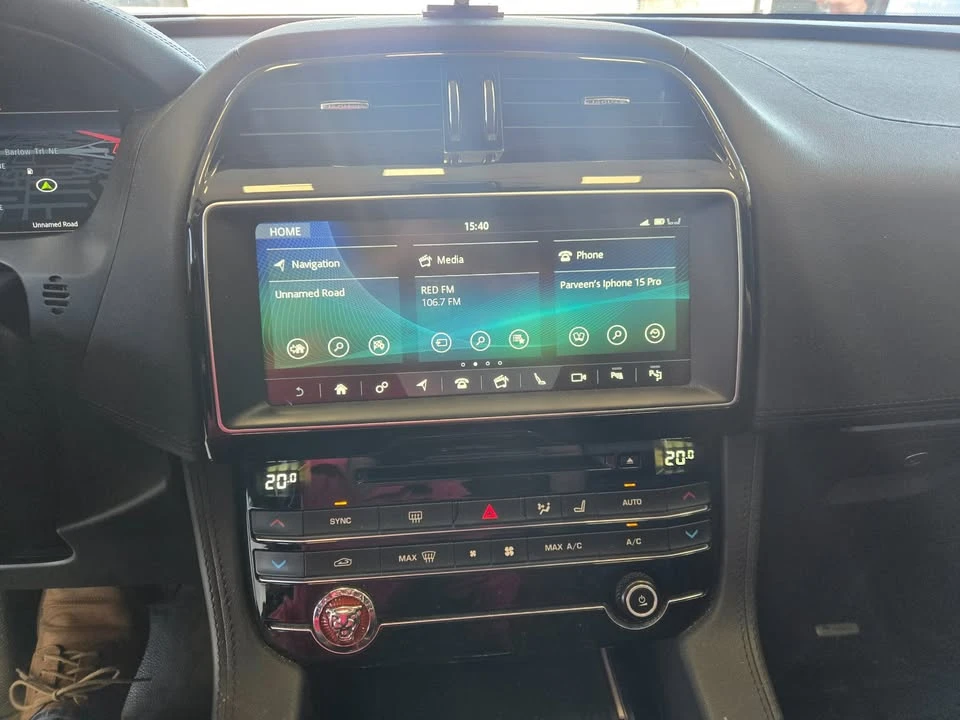 2020 Jaguar F-Pace - Image 11 of 16