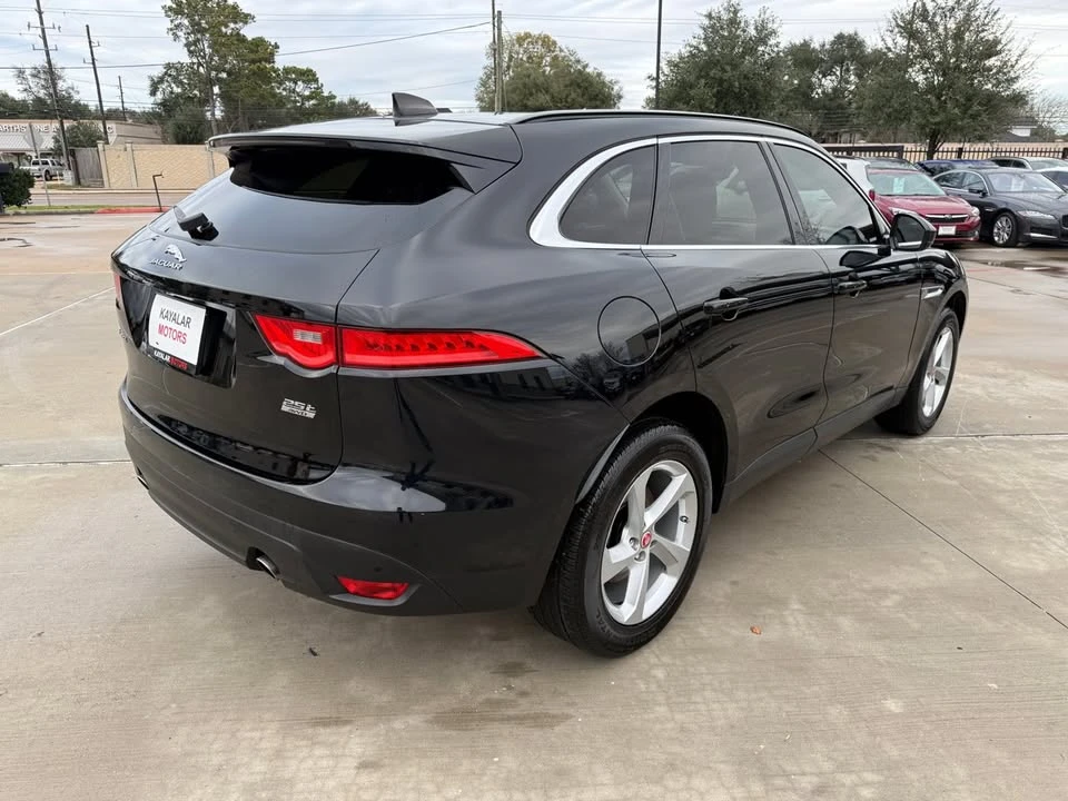 2020 Jaguar F-Pace - Image 6 of 20