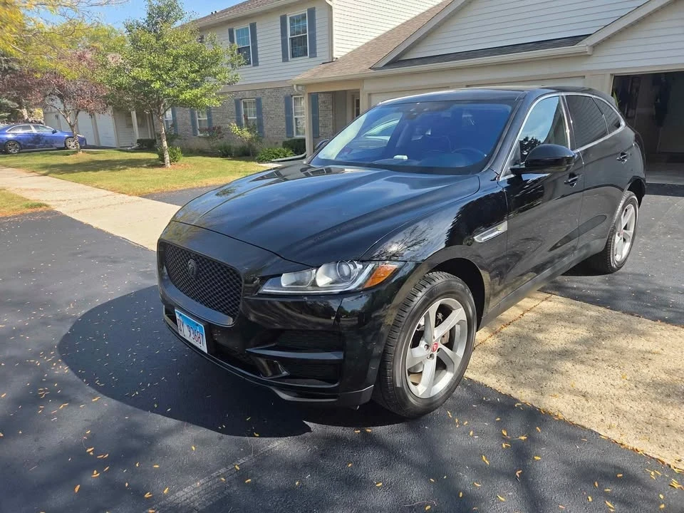 2020 Jaguar F-Pace - Image 3 of 10