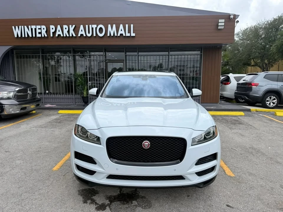 2020 Jaguar F-Pace - Image 2 of 20