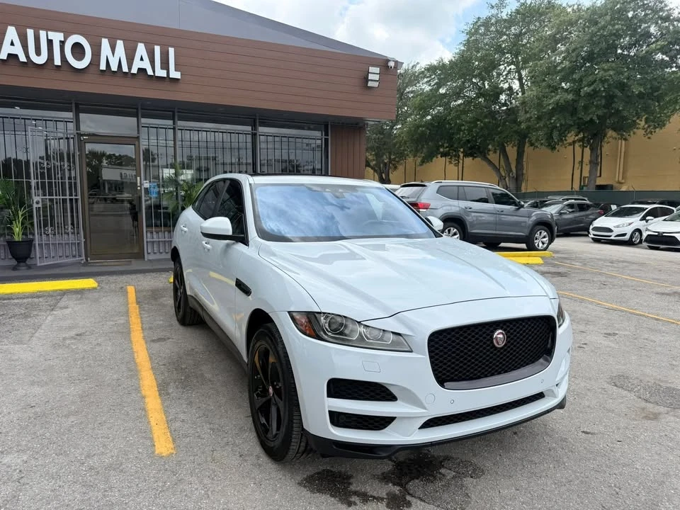 2020 Jaguar F-Pace - Image 3 of 20