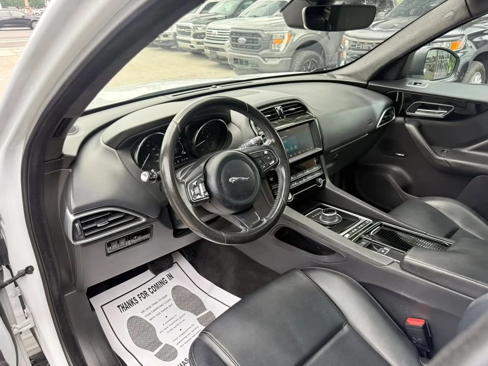 2020 Jaguar F-Pace - Image 14 of 20