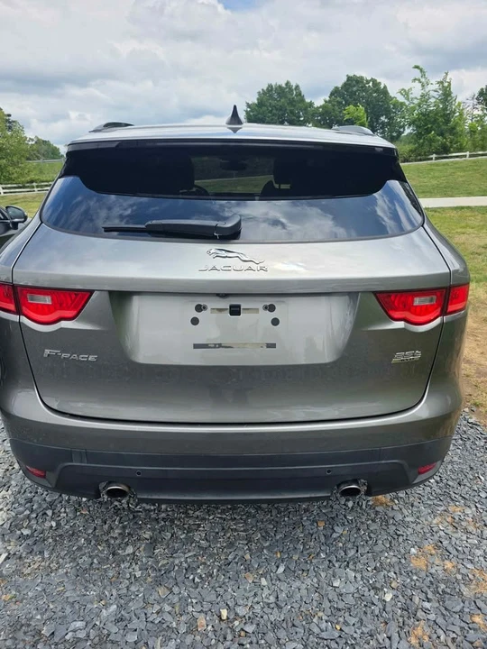 2020 Jaguar F-Pace - Image 6 of 8