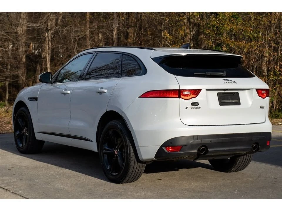 2020 Jaguar F-Pace - Image 3 of 19