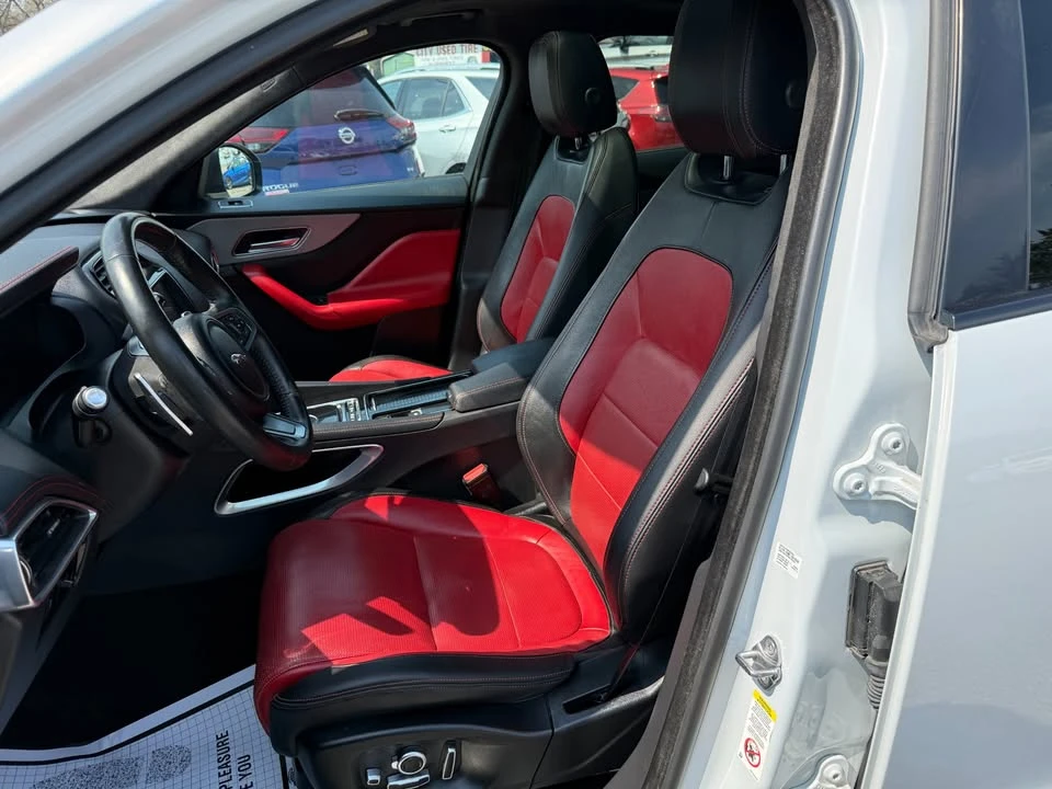 2020 Jaguar F-Pace - Image 7 of 11
