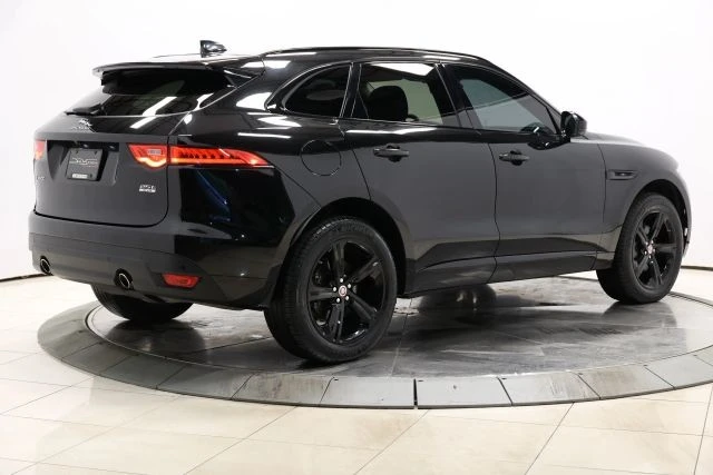 2020 Jaguar F-Pace - Image 5 of 21