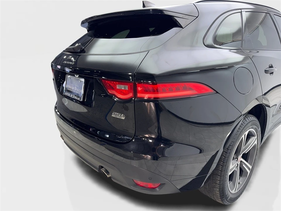 2020 Jaguar F-Pace - Image 18 of 21