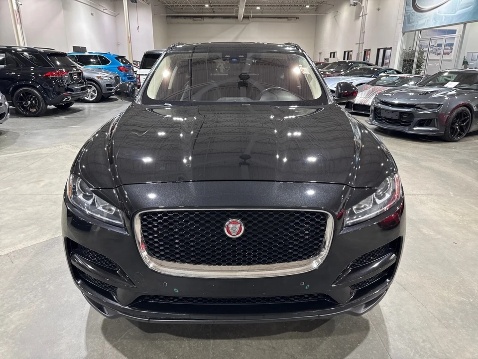 2020 Jaguar F-Pace - Image 2 of 12