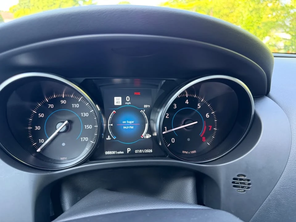 2020 Jaguar F-Pace - Image 17 of 17