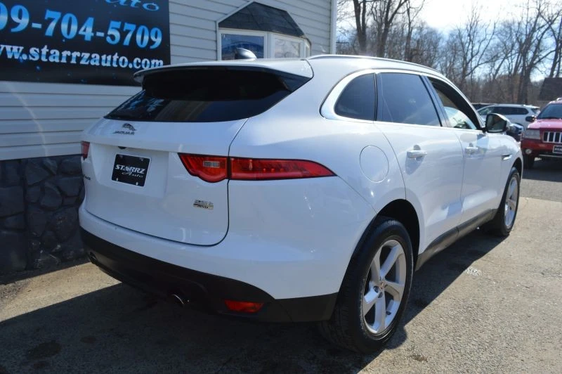 2020 Jaguar F-Pace - Image 5 of 12
