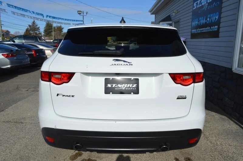 2020 Jaguar F-Pace - Image 4 of 12