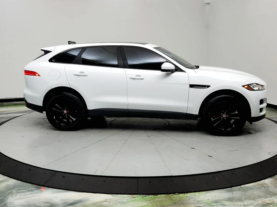 2020 Jaguar F-Pace - Image 4 of 21