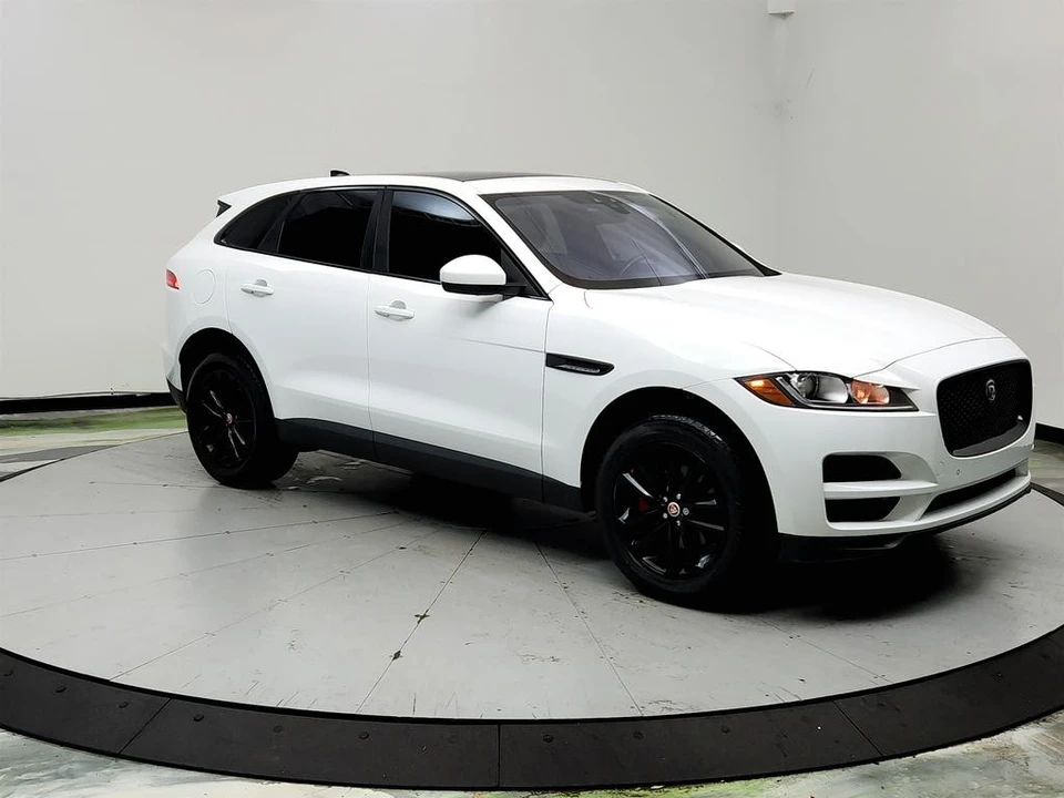 2020 Jaguar F-Pace - Image 3 of 21