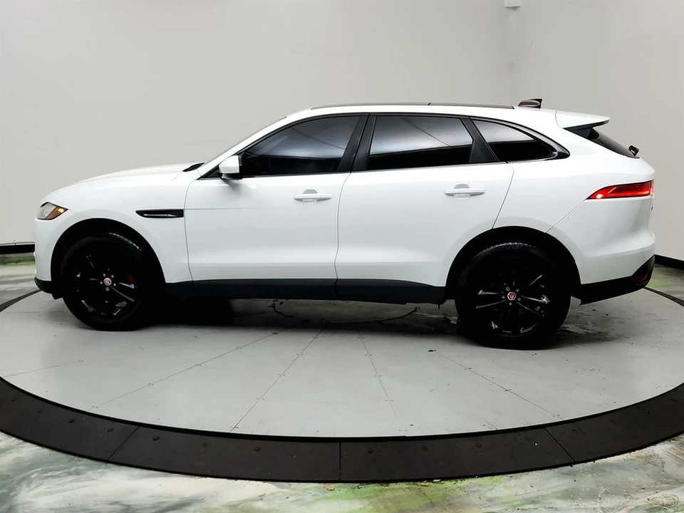 2020 Jaguar F-Pace - Image 8 of 21