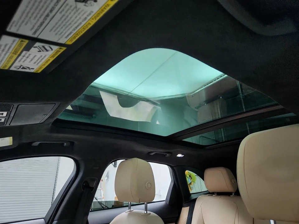 2020 Jaguar F-Pace - Image 15 of 21