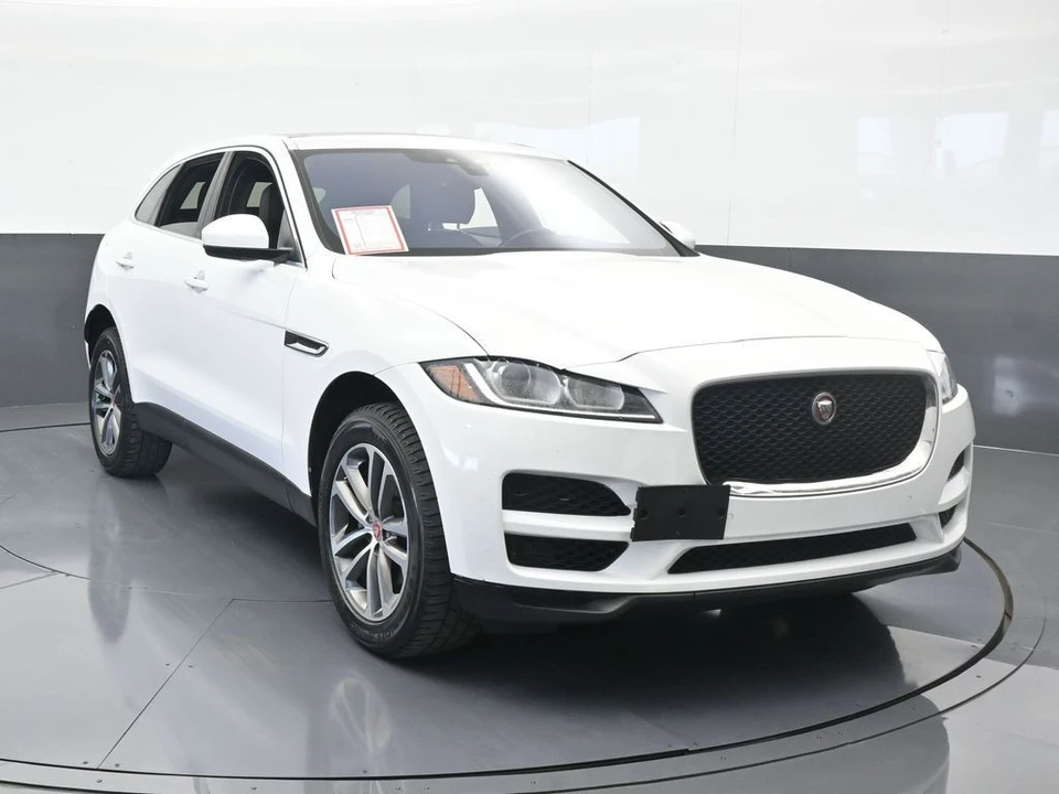 2020 Jaguar F-Pace - Image 9 of 12