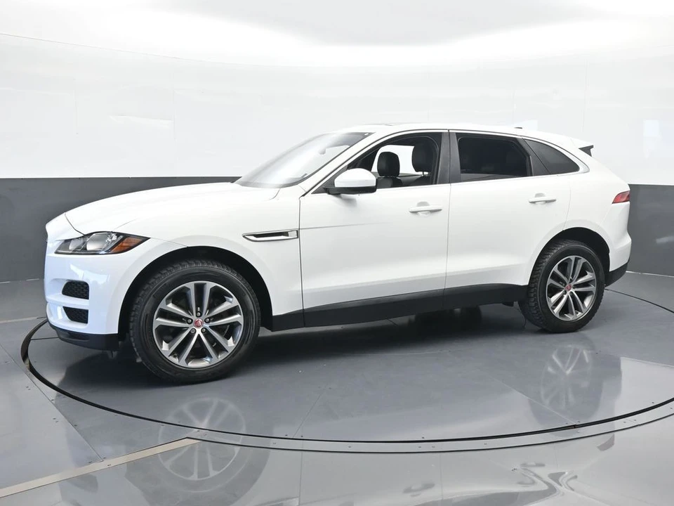 2020 Jaguar F-Pace - Image 2 of 12