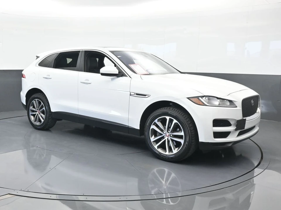 2020 Jaguar F-Pace - Image 8 of 12