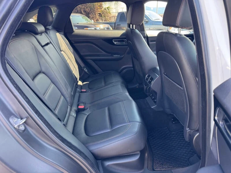 2020 Jaguar F-Pace - Image 15 of 19