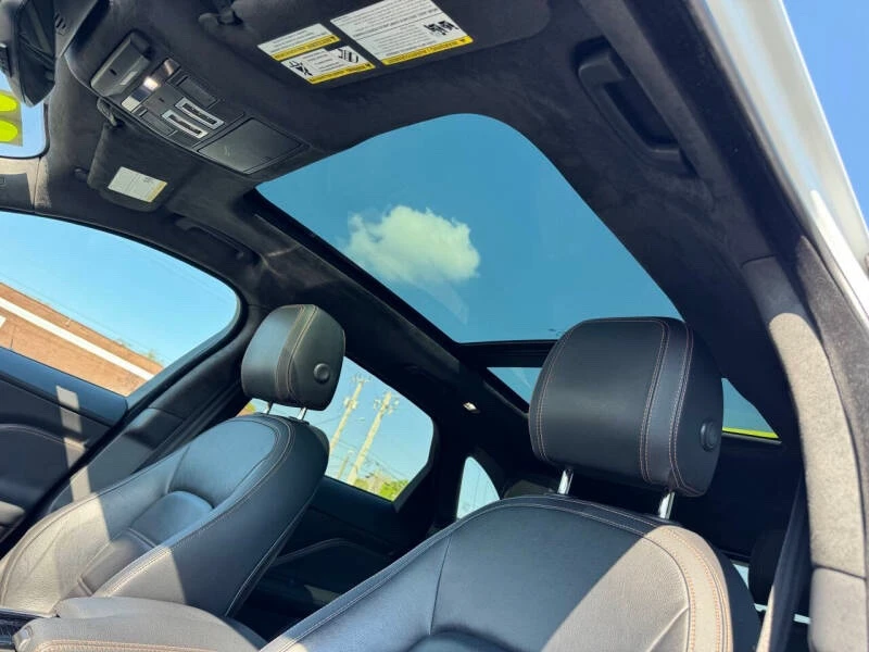 2020 Jaguar F-Pace - Image 14 of 19