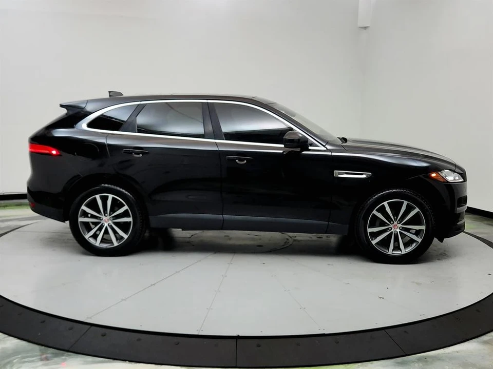 2020 Jaguar F-Pace - Image 4 of 12
