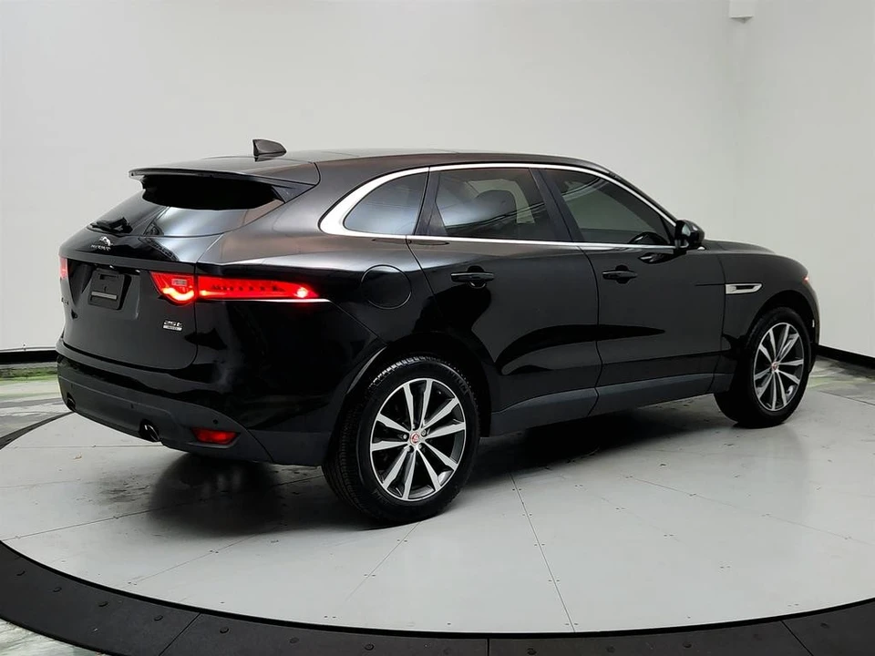 2020 Jaguar F-Pace - Image 5 of 12