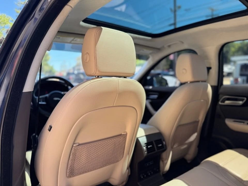 2020 Jaguar F-Pace - Image 15 of 20