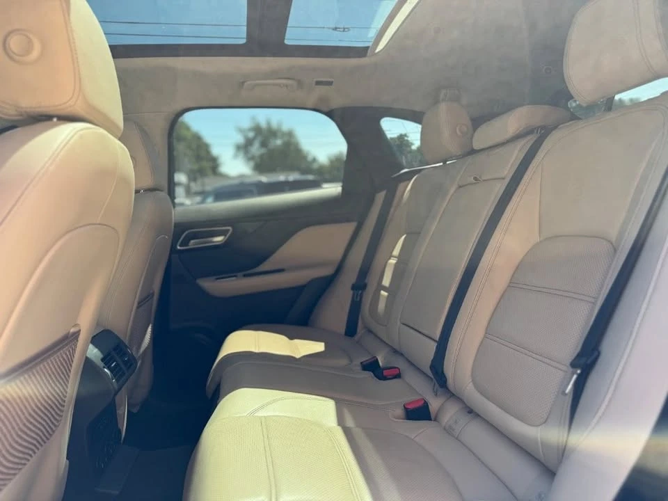 2020 Jaguar F-Pace - Image 16 of 20