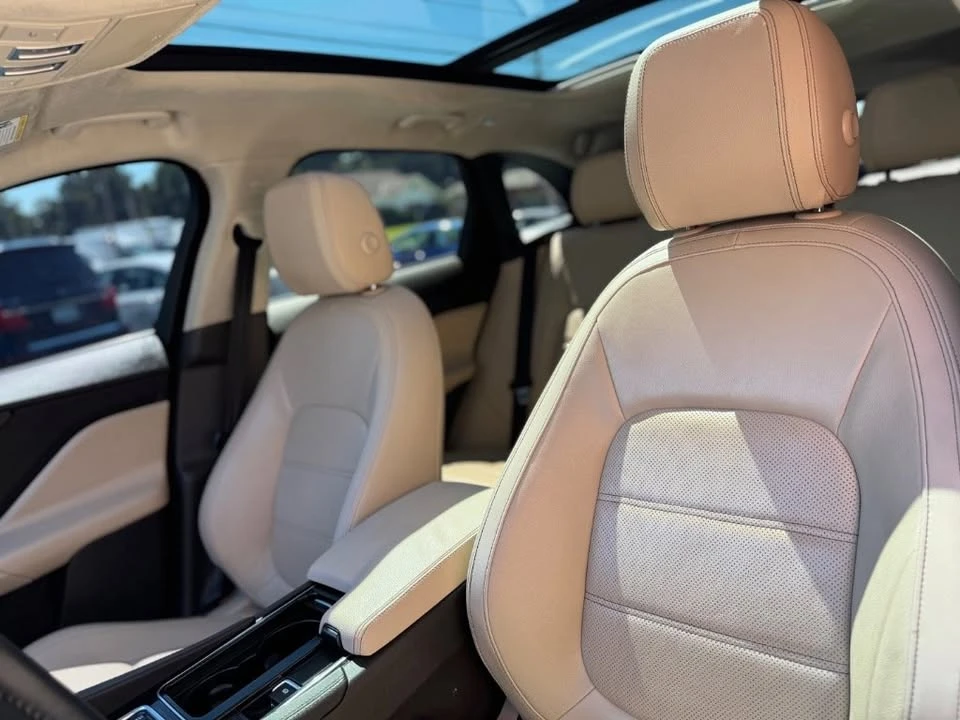 2020 Jaguar F-Pace - Image 12 of 20