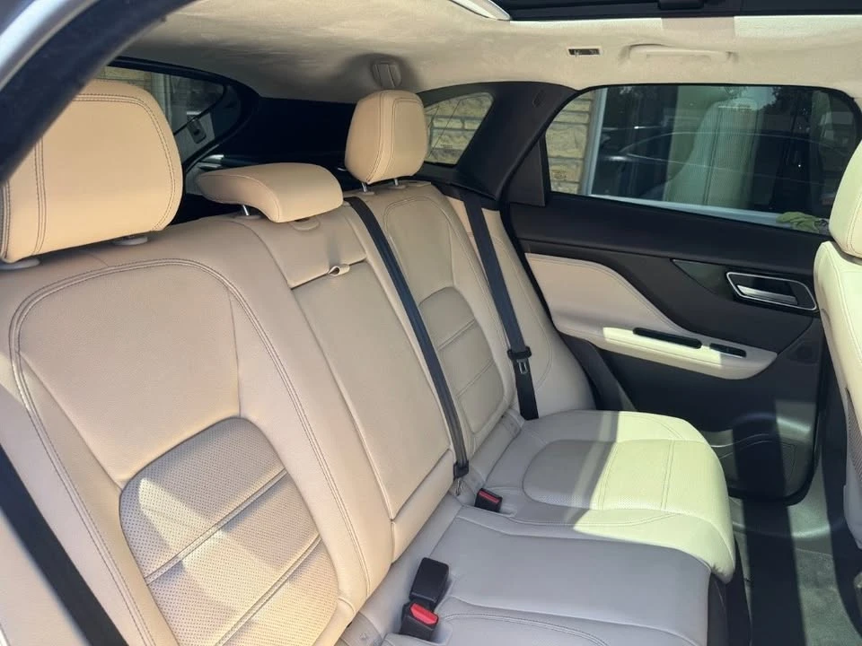 2020 Jaguar F-Pace - Image 18 of 20