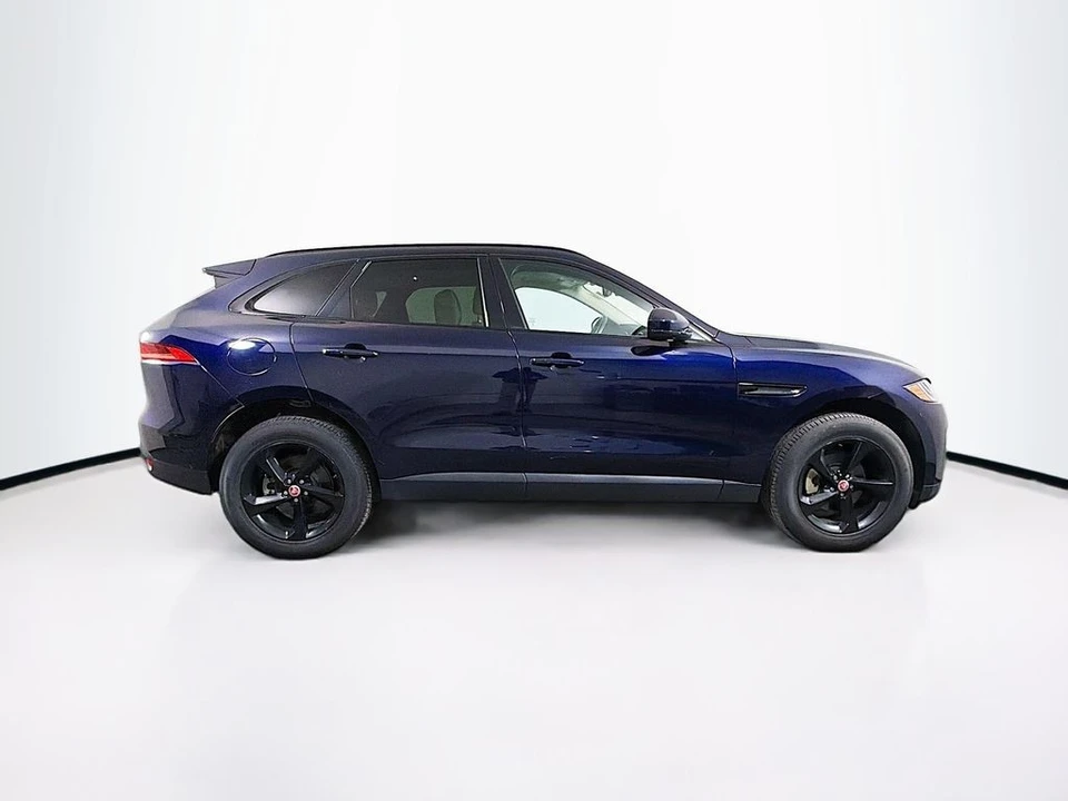 2020 Jaguar F-Pace - Image 8 of 21