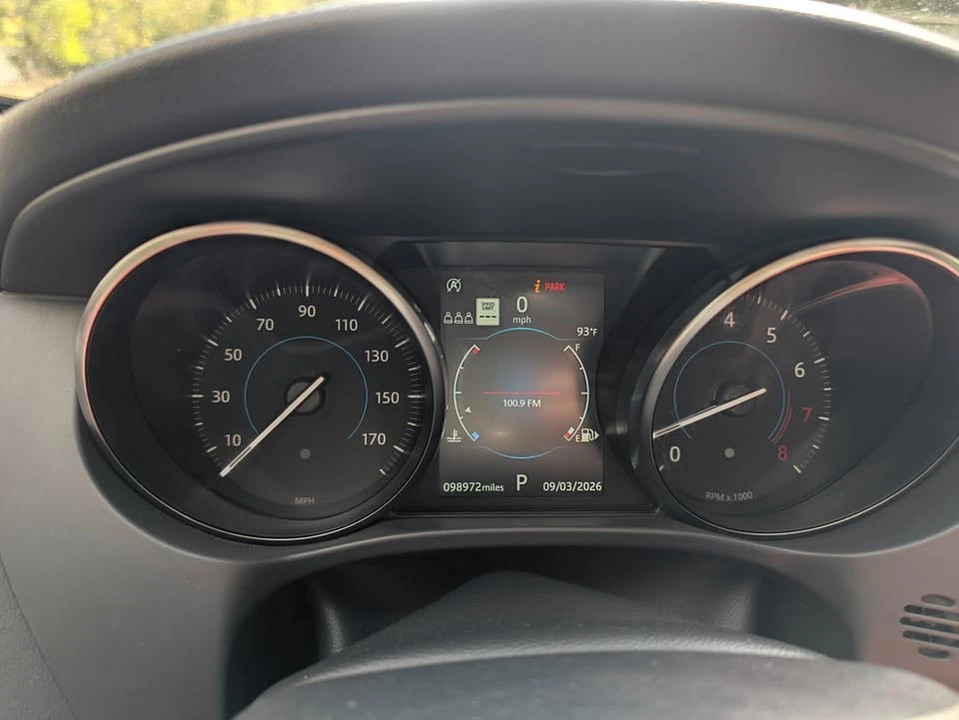 2020 Jaguar F-Pace - Image 6 of 8