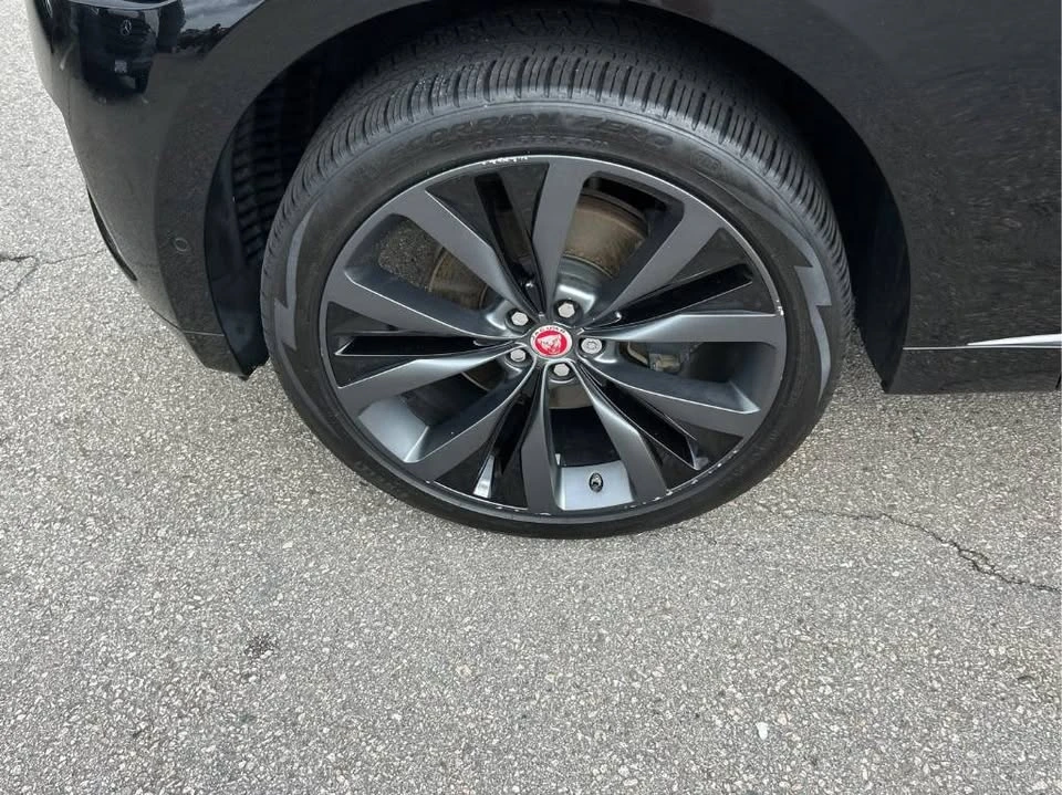 2020 Jaguar F-Pace - Image 14 of 15
