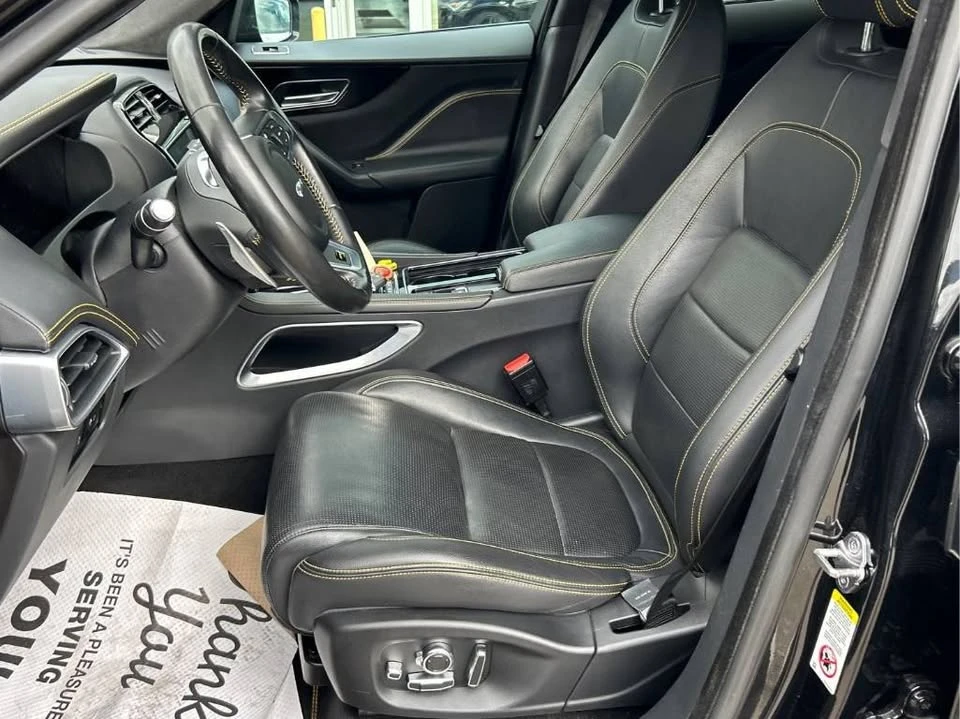 2020 Jaguar F-Pace - Image 10 of 15