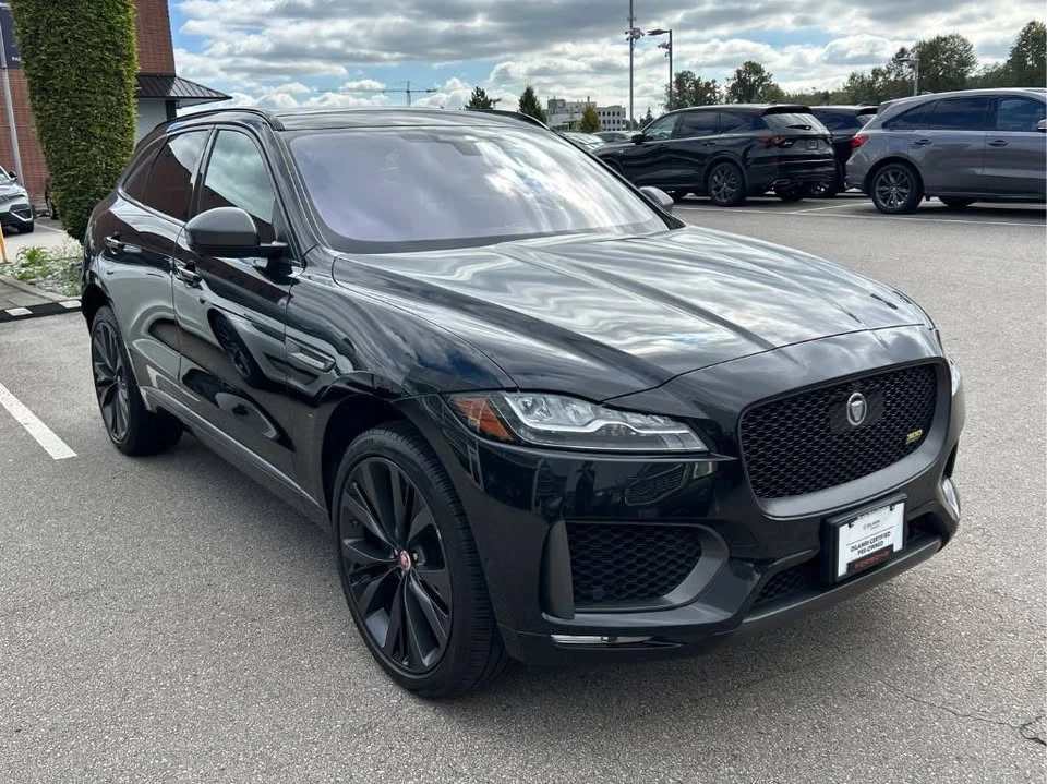 2020 Jaguar F-Pace - Image 2 of 15