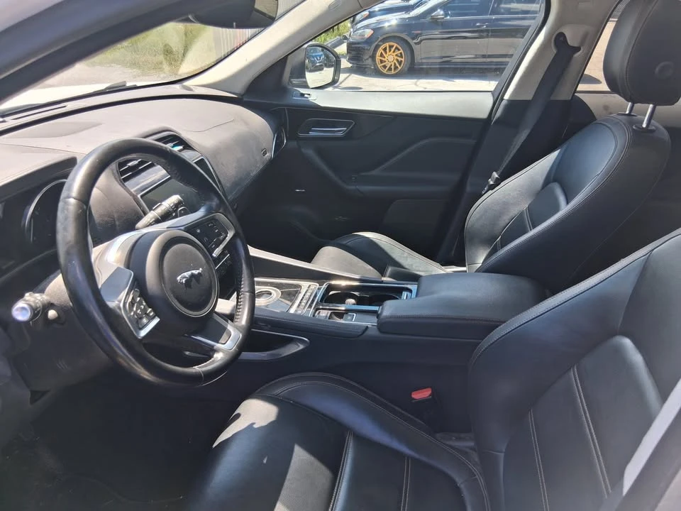 2020 Jaguar F-Pace - Image 2 of 3