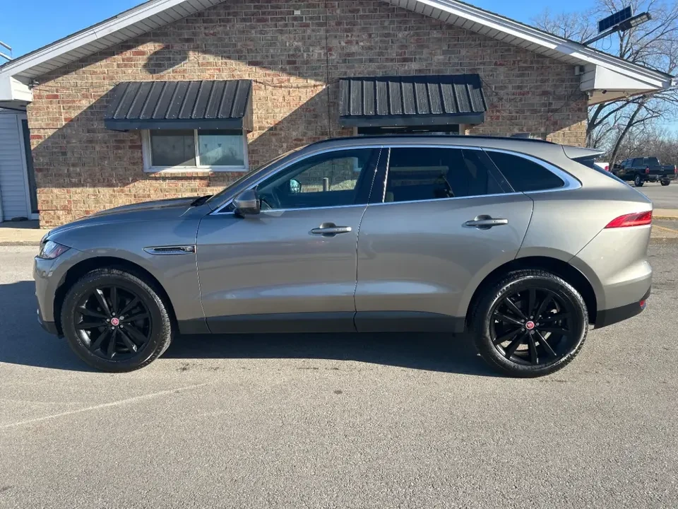 2020 Jaguar F-Pace - Image 3 of 5