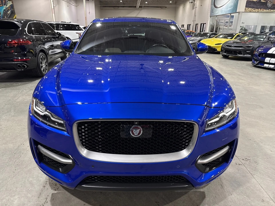 2020 Jaguar F-Pace - Image 2 of 12