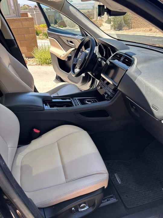 2020 Jaguar F-Pace - Image 9 of 9