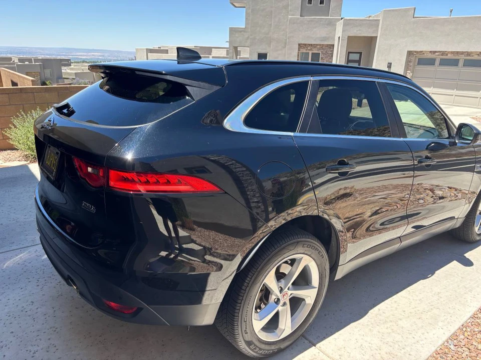 2020 Jaguar F-Pace - Image 4 of 9