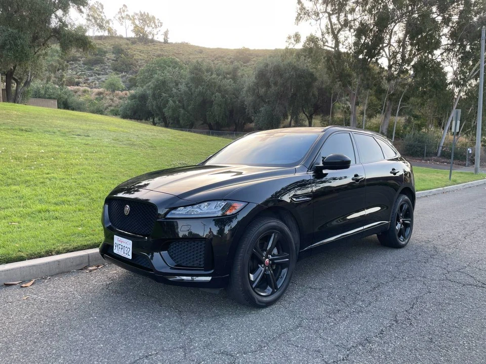 2020 Jaguar F-Pace - Image 2 of 16
