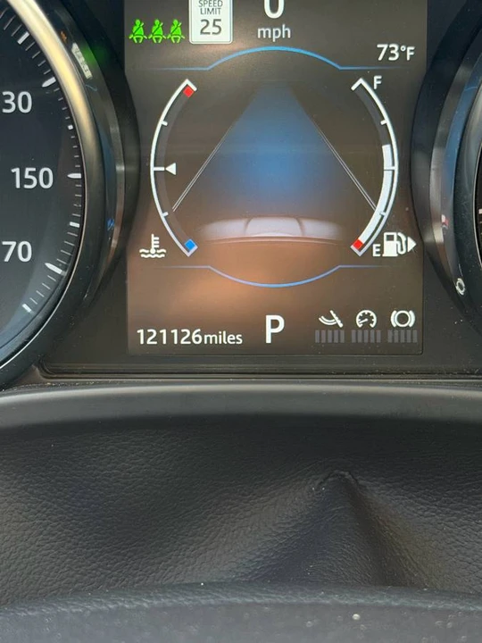 2020 Jaguar F-Pace - Image 10 of 11