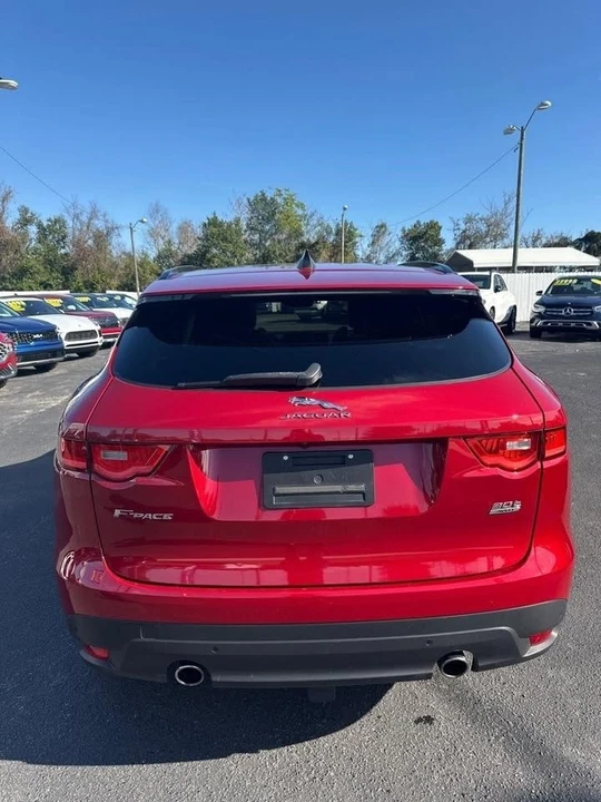 2020 Jaguar F-Pace - Image 4 of 18
